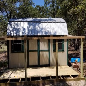 Putting the outside porch flooring